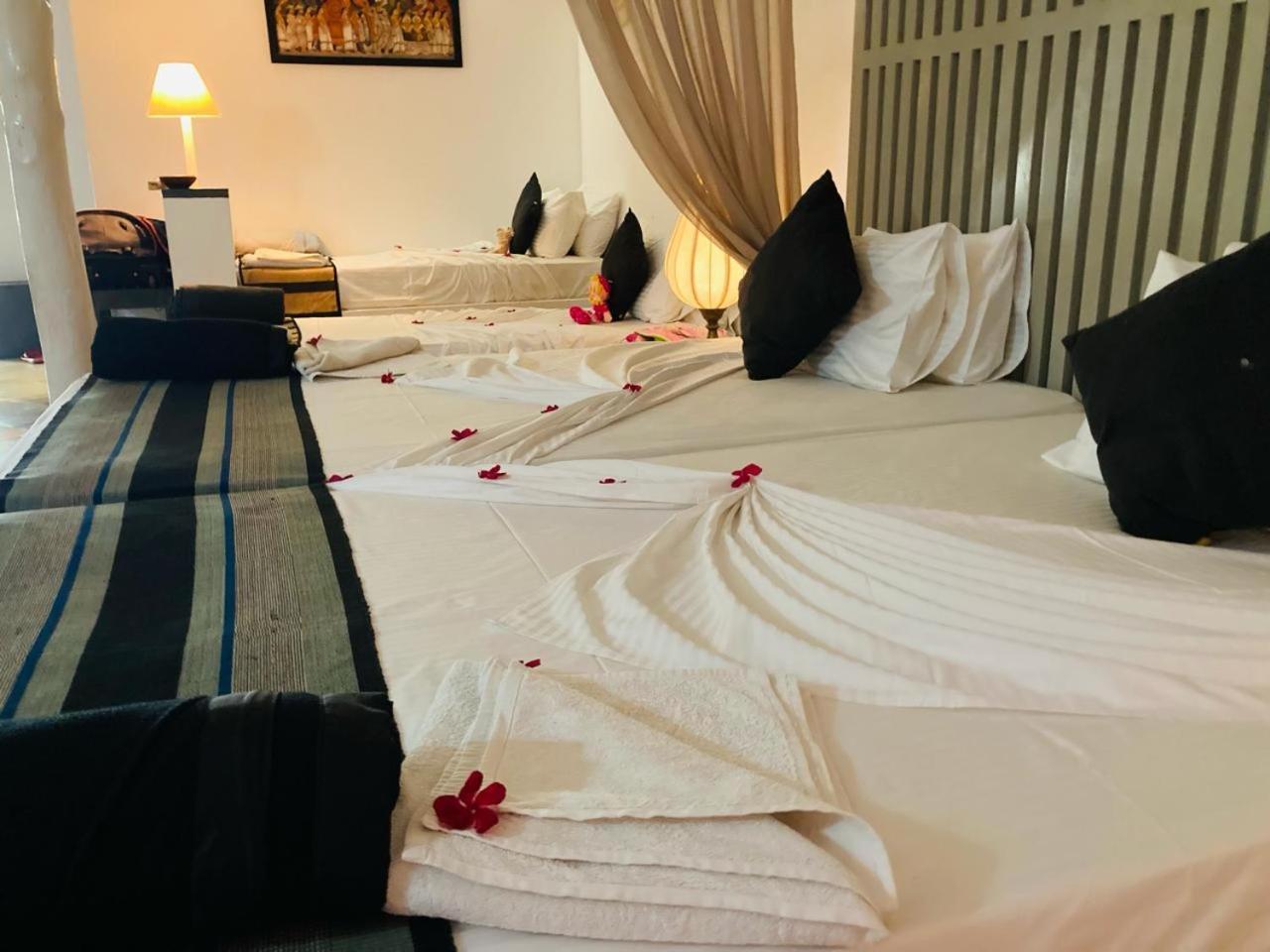 Rangiri Dambulla Resort Εξωτερικό φωτογραφία